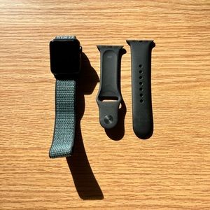 Apple Watch Series 2 38MM - Ceramic Black w/ Nike Loop Band